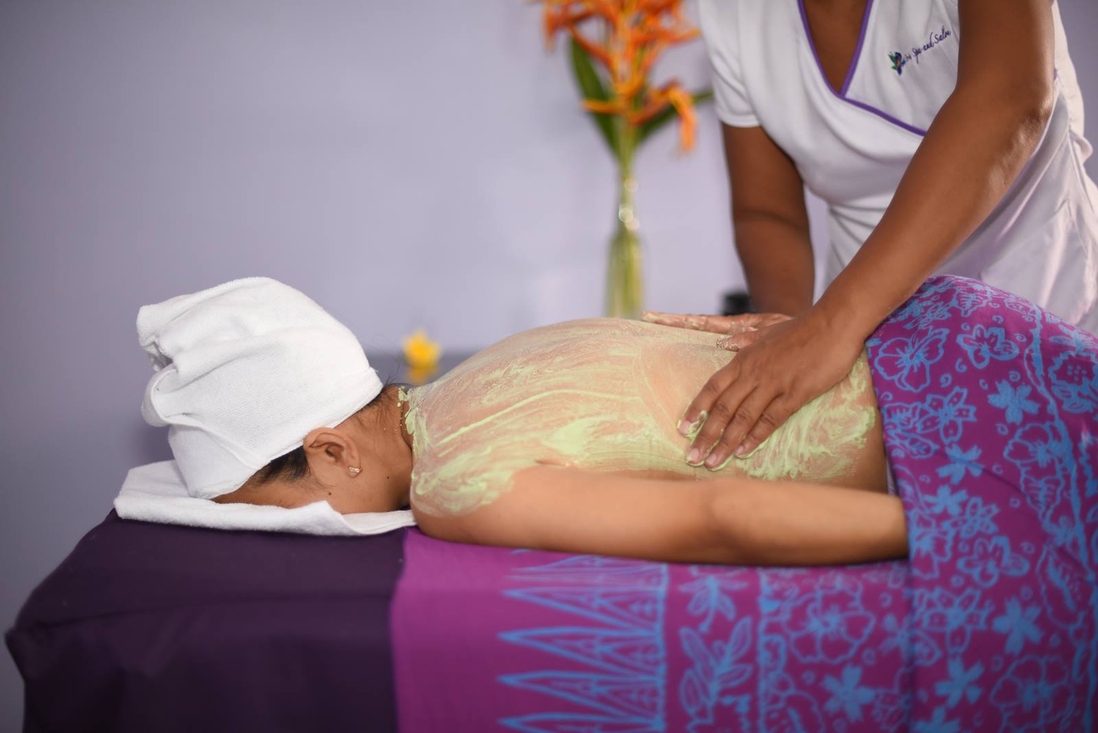 Spa & Massage, Herbal Massage, best driver and best tour in Bali - Duniabooking